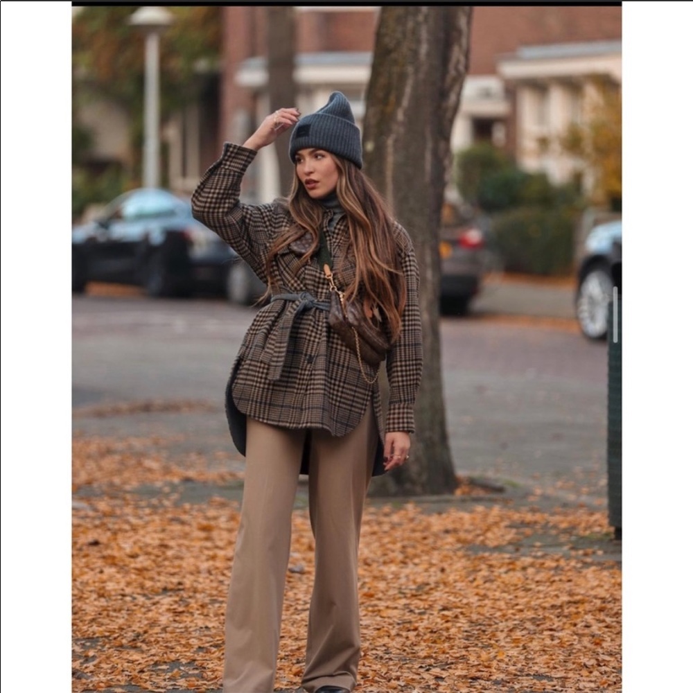 Zara Wide Leg Belted Pants - Picture 8 of 13